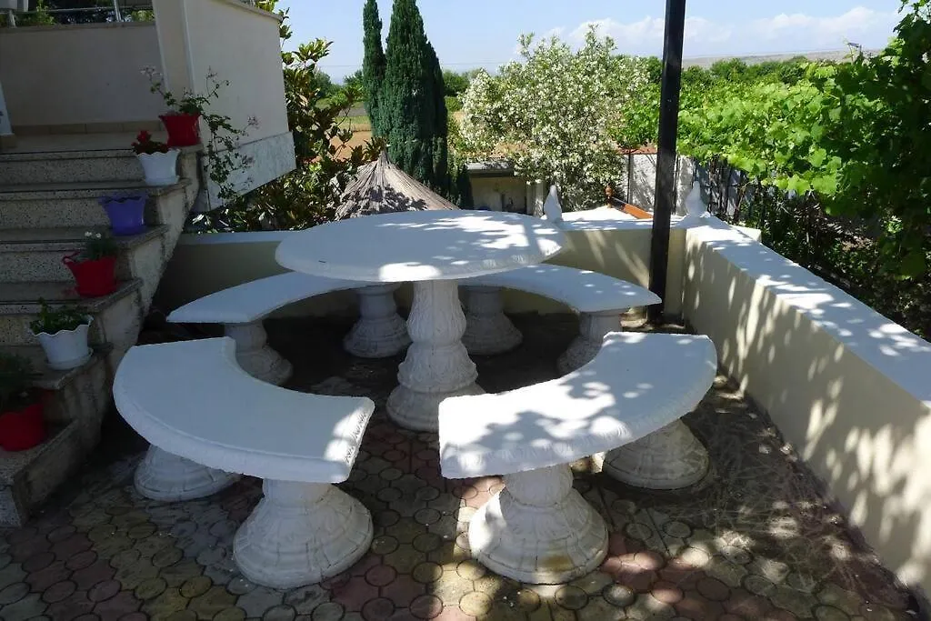 Summer House - Room For 2 People In 2Nd Floor Velipojë